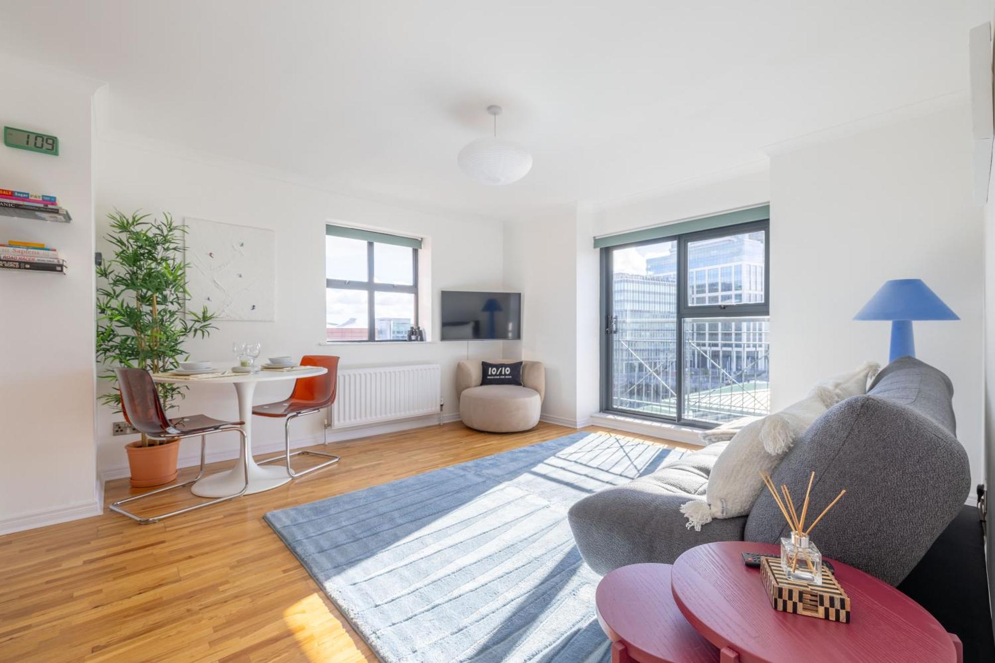 Appartement Centre 1br With Free Parking *